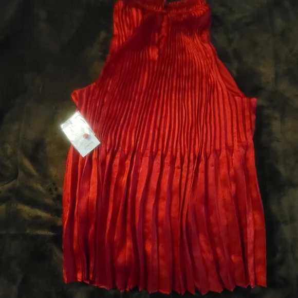 Nine West Rich Red Sleeveless Blouse - Picture 3 of 8